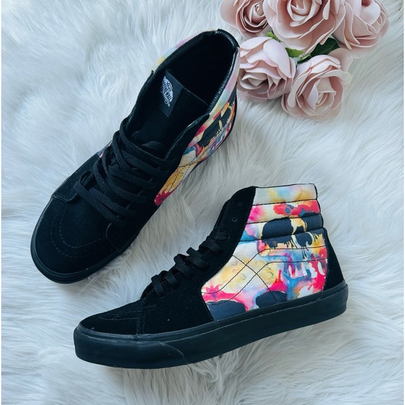 Men’s Vans Sk8-Hi Skull Sneakers - Picture 2 of 6